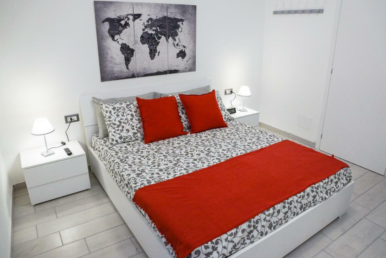 A Due Passi Dalla Lanterna Apartment