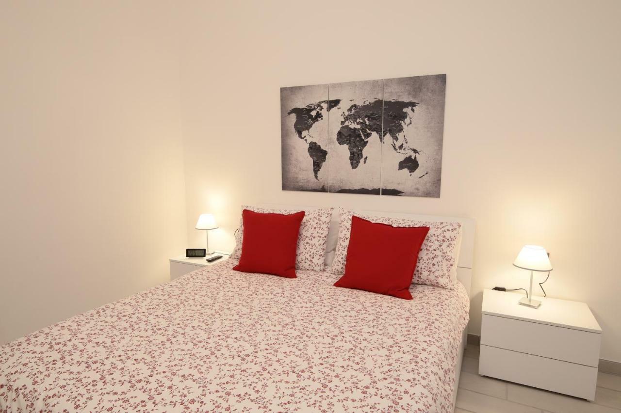 A Due Passi Dalla Lanterna Apartment Genua